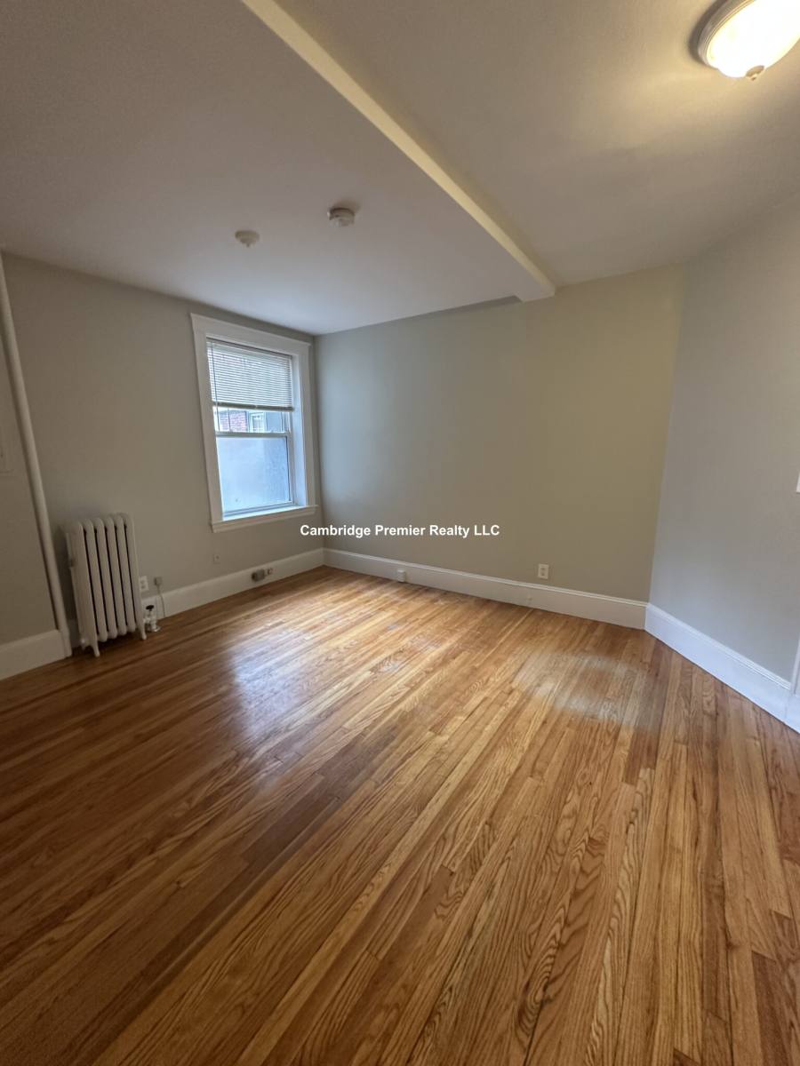 Apartment for rent at 156 Summer St #101, Somerville, MA 02143