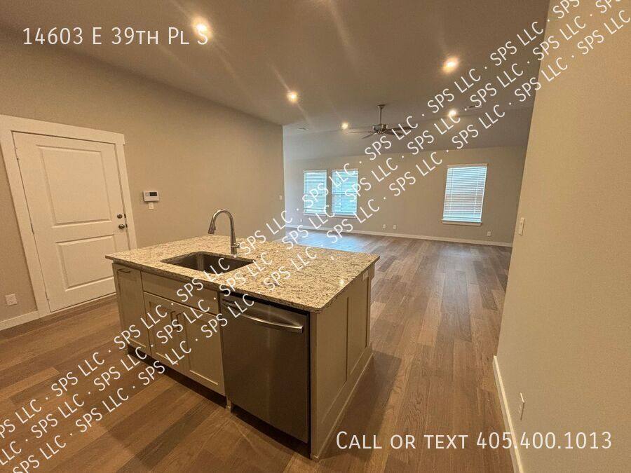 House for rent at 14603 E 39th Place S, Tulsa, OK 74134