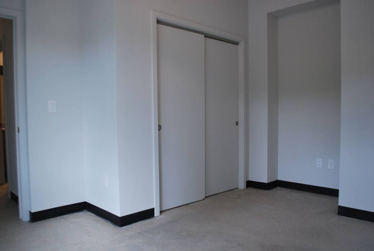 Apartment for rent at 1219 34th St, Des Moines, IA 50311