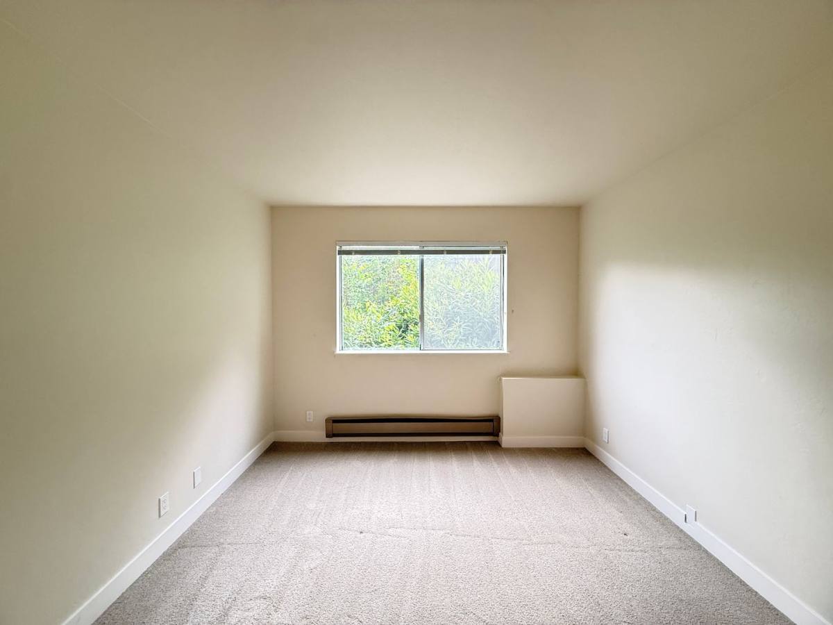 Apartment for rent at 51 Essex St #11, San Anselmo, CA 94960
