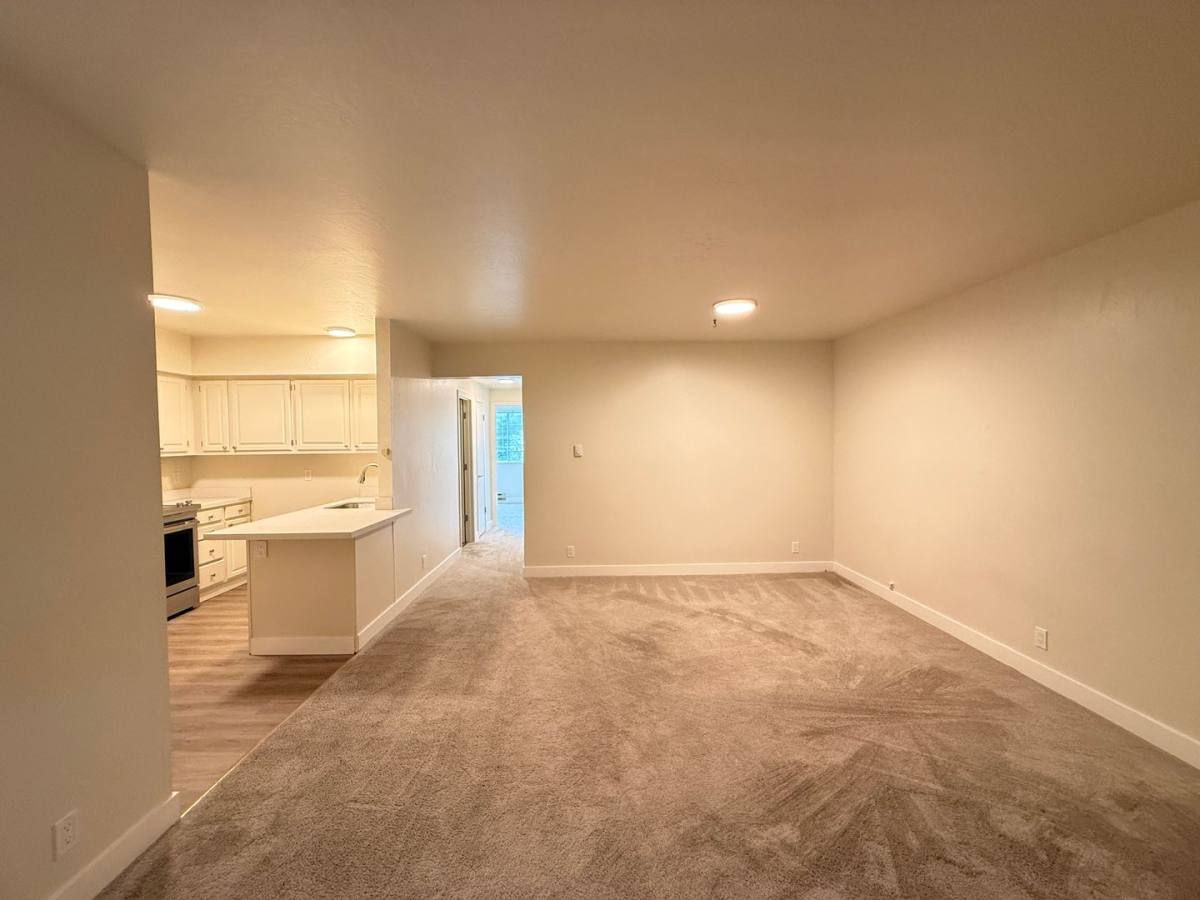 Apartment for rent at 51 Essex St #11, San Anselmo, CA 94960