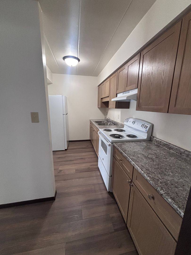 Apartment for rent at 2125 Meadow Lane, Schererville, IN 46375