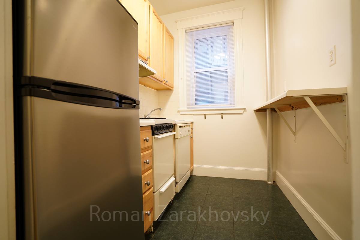 Apartment for rent at 2 Ayr Rd #4A, Brighton, MA 02135