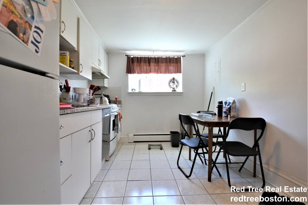 Apartment for rent at 58 Bryon Rd #1, Chestnut Hill, MA 02467
