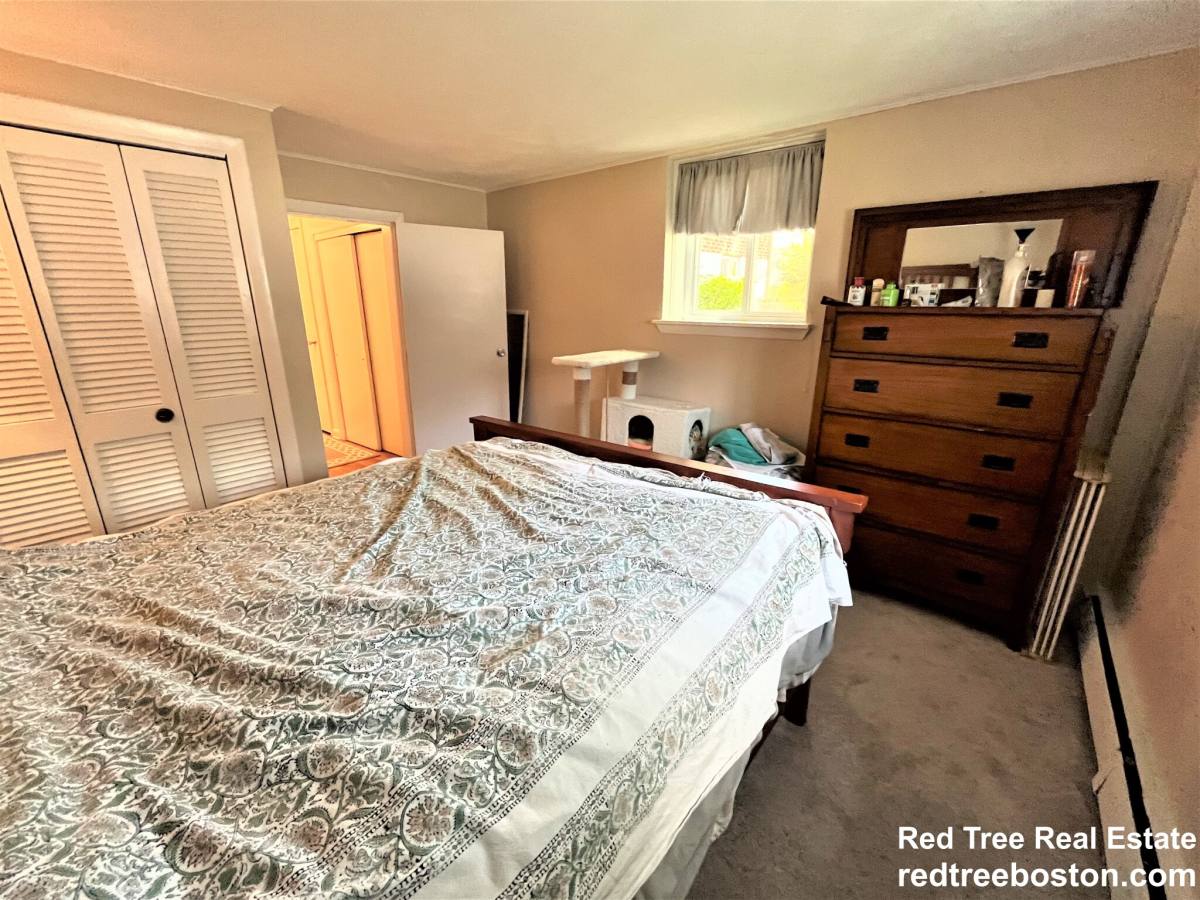 Apartment for rent at 58 Bryon Rd #1, Chestnut Hill, MA 02467