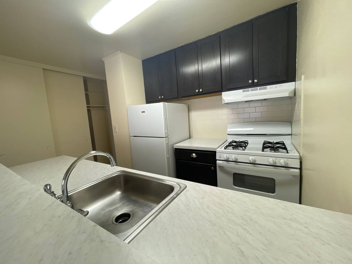 Apartment for rent at 330 E 10th Ave, Denver, CO 80203