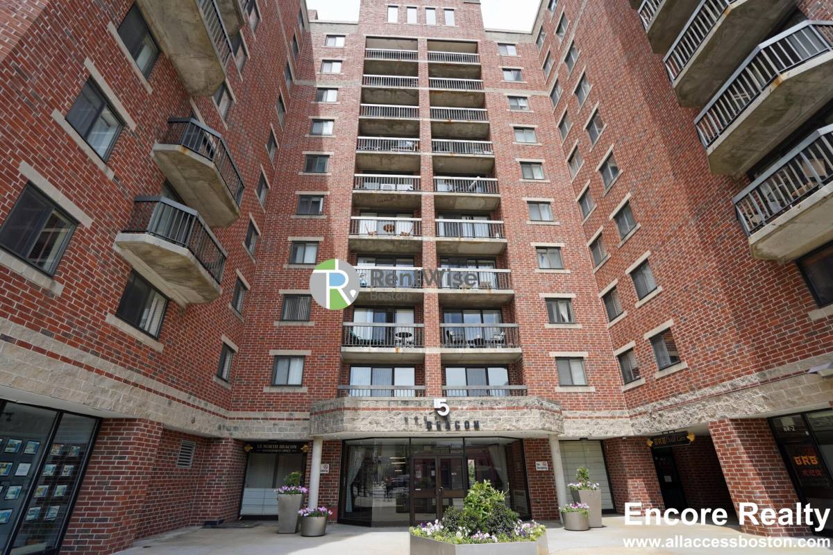 Apartment for rent at 15 N Beacon St #703, Allston, MA 02134