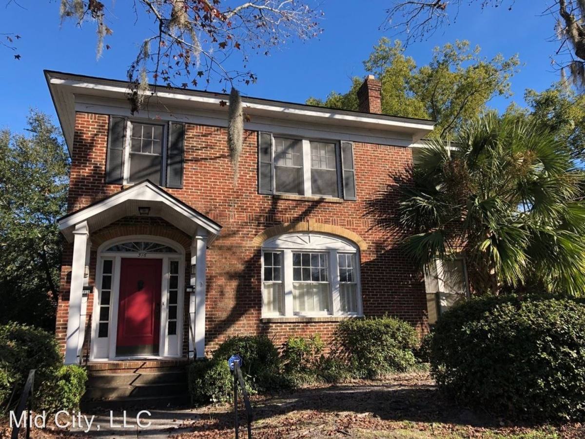 Apartment for rent at 516 E 48th St, Savannah, GA 31405