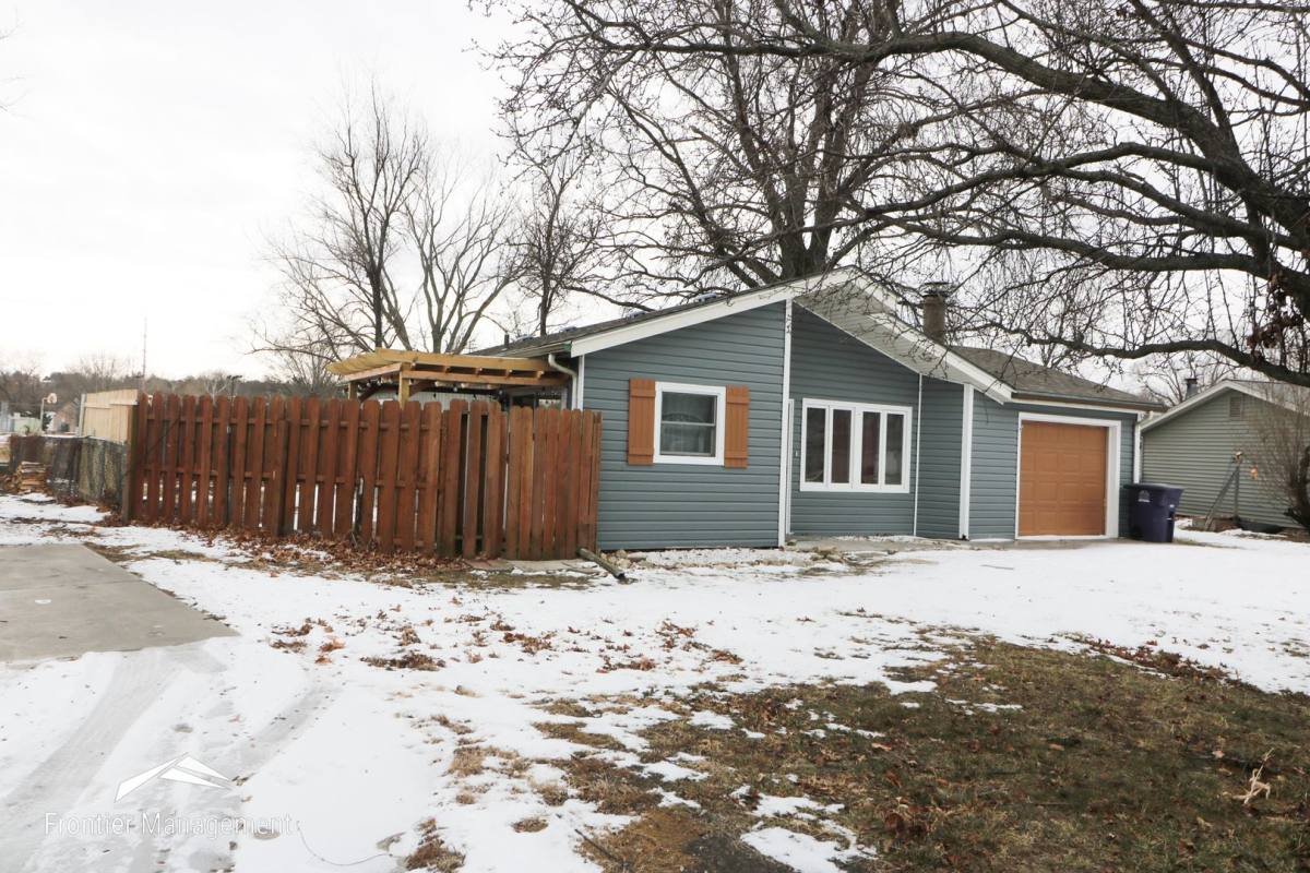House for rent at 2417 Galloway Dr, Manhattan, KS 66502