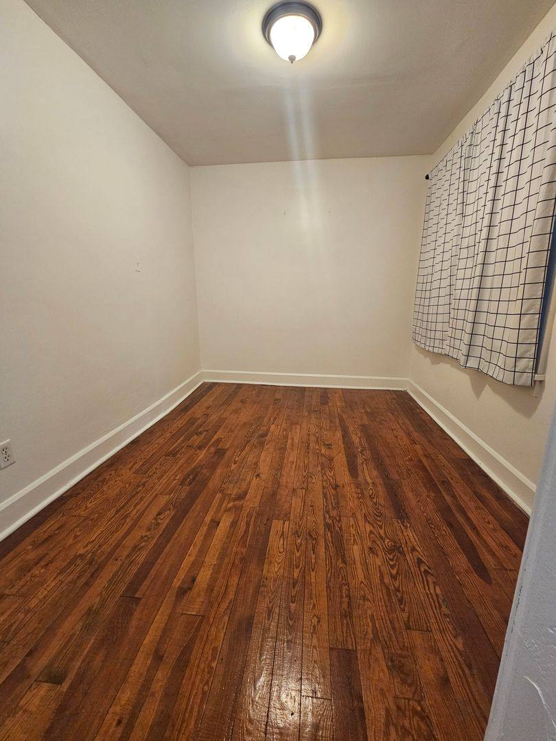 Apartment for rent at 1327 W 67th St, Cleveland, OH 44102