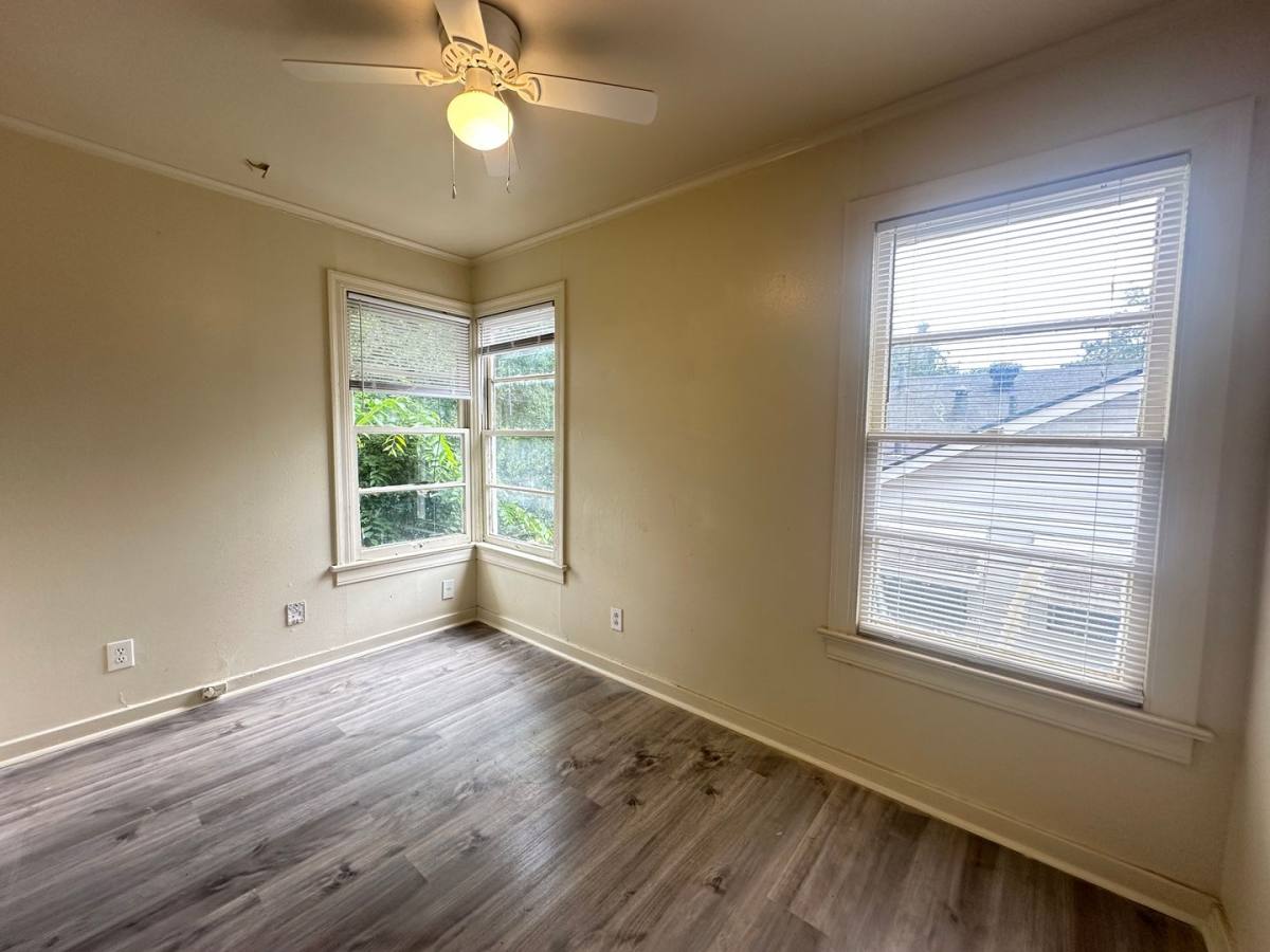 Apartment for rent at 140 E Wilkinson St, Shreveport, LA 71104