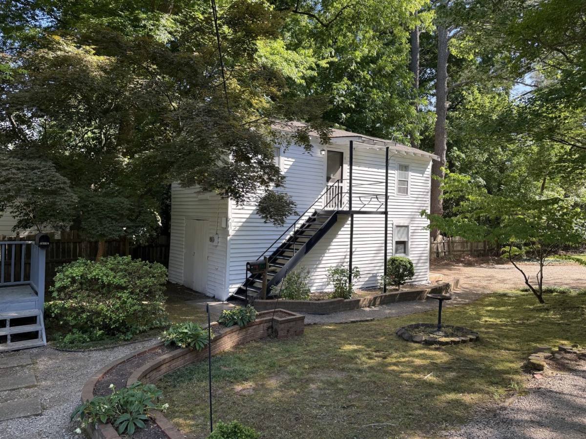 Apartment for rent at 1617 B Sunrise Ave, Raleigh, NC 27608