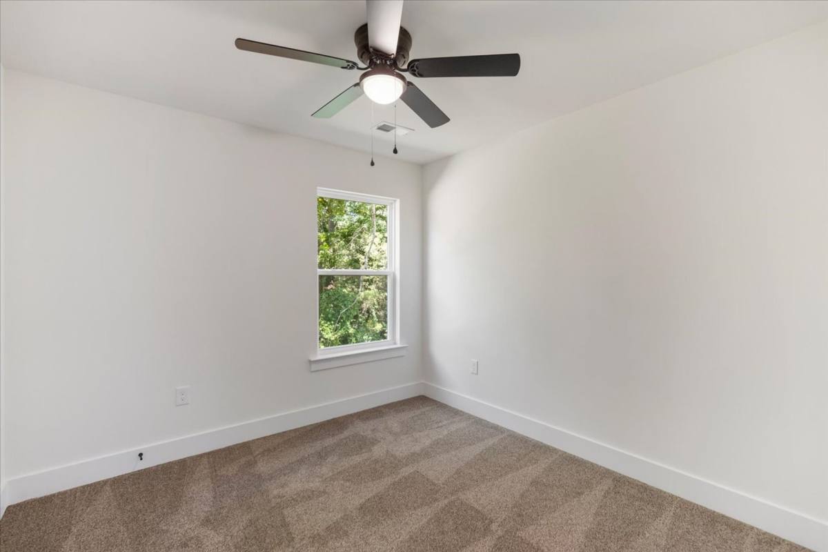 Townhouse for rent at 2 Arlington Rd, Greer, SC 29651