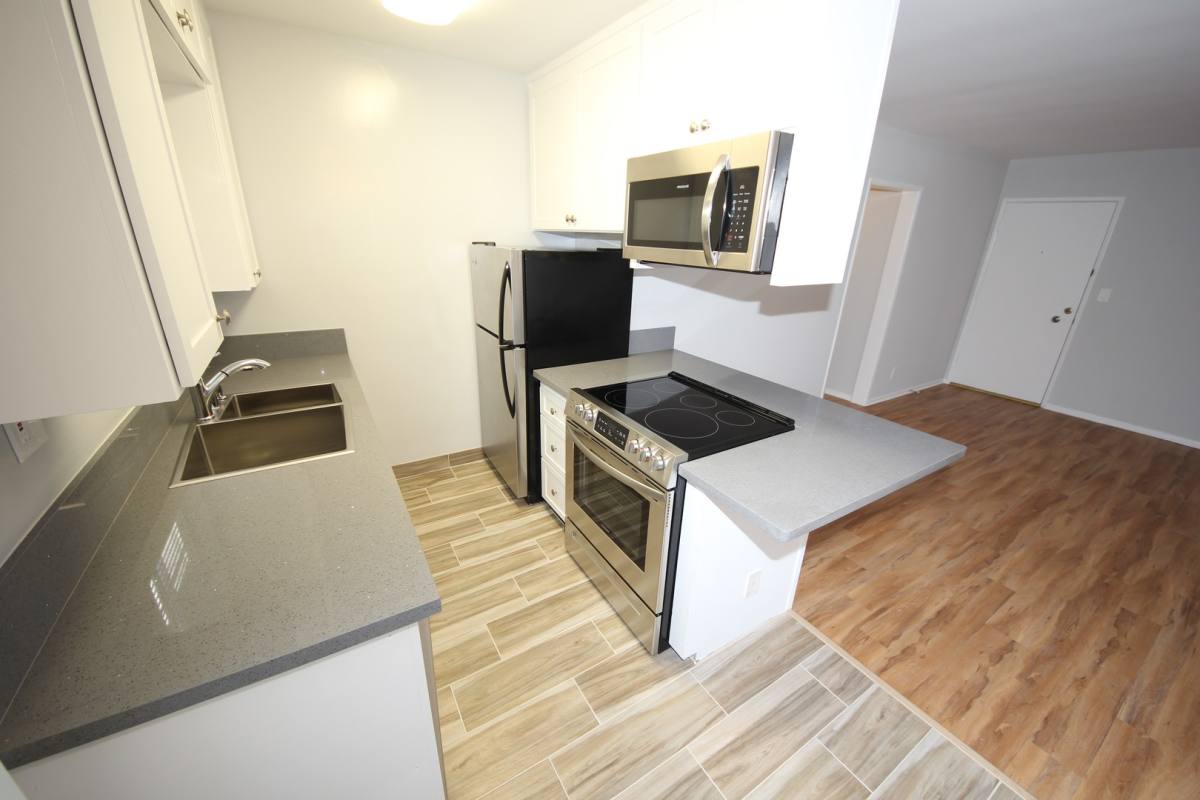 Apartment for rent at 1721, 1725, 1733 Purdue Ave, Los Angeles, CA 90025