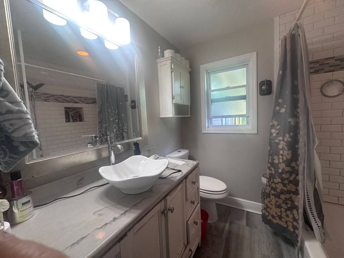 House for rent at 1729 Ray Rd, Tallahassee, FL 32303