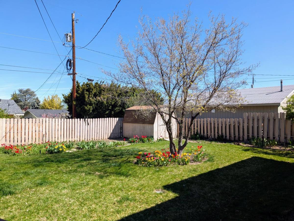House for rent at 1616 Jefferson St, Wenatchee, WA 98801