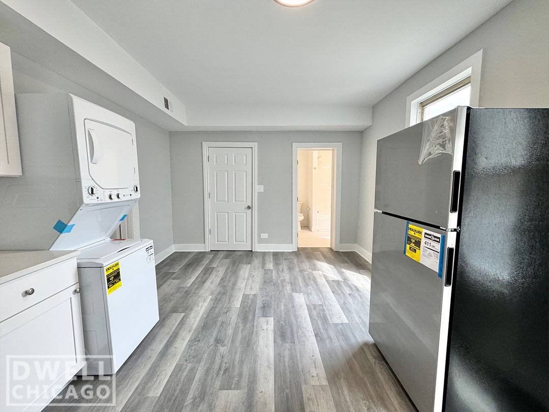 Apartment for rent at 1546 W Walton #1R, Chicago, IL 60642