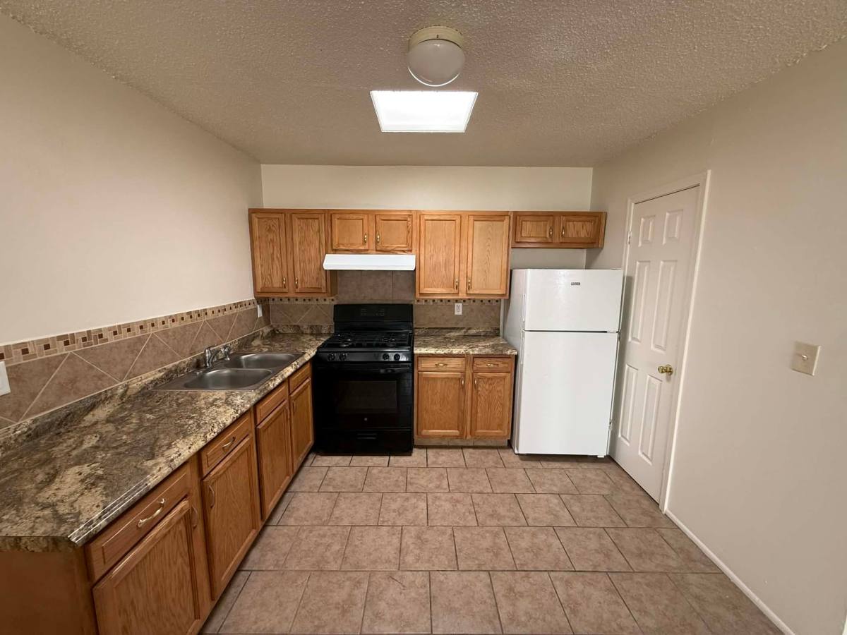 Apartment for rent at 5425 E 30th St, Tucson, AZ 85711