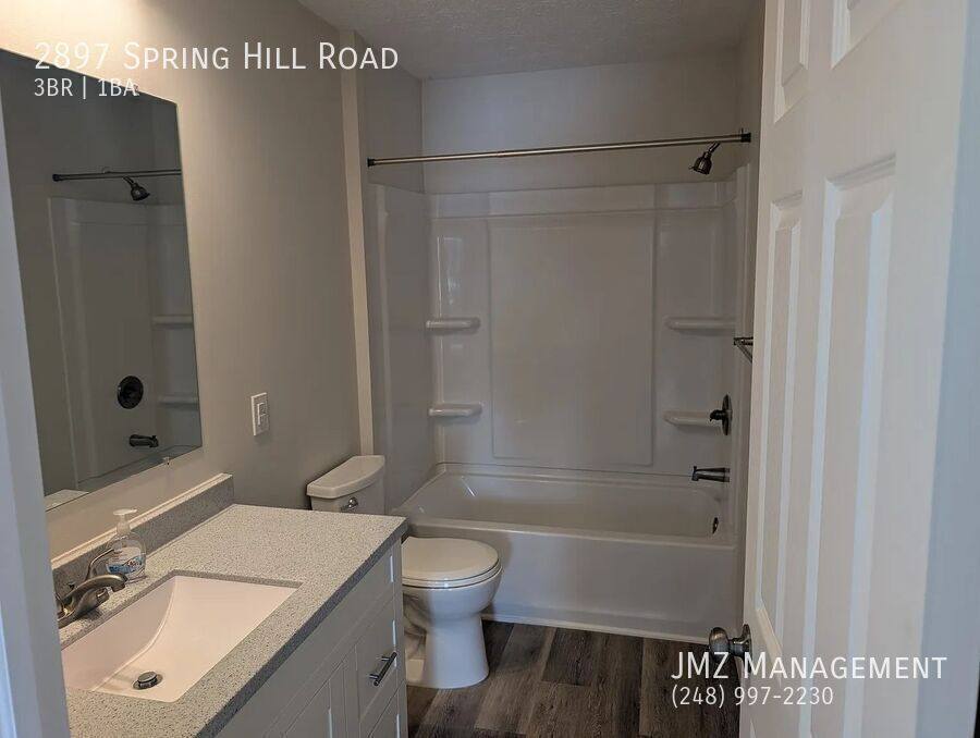 House for rent at 2897 Spring Hill Rd, Howell, MI 48843