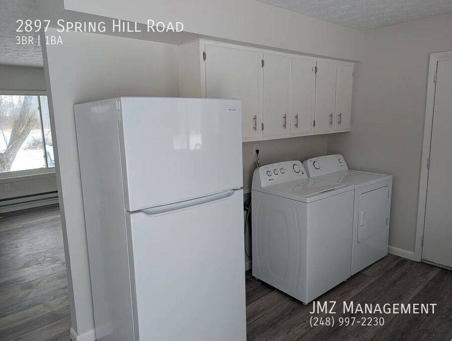 House for rent at 2897 Spring Hill Rd, Howell, MI 48843