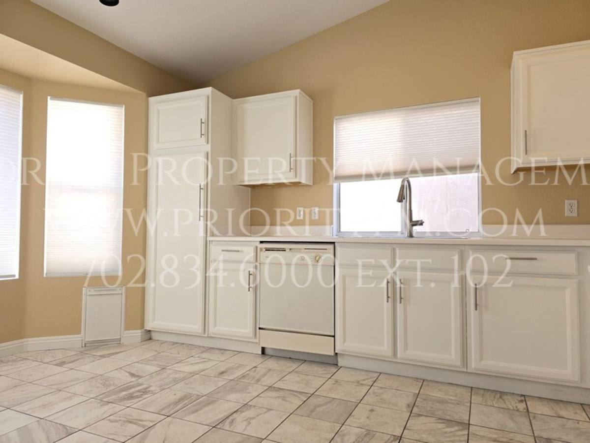 House for rent at 7217 Sun Cove Circle, Las Vegas, NV 89128