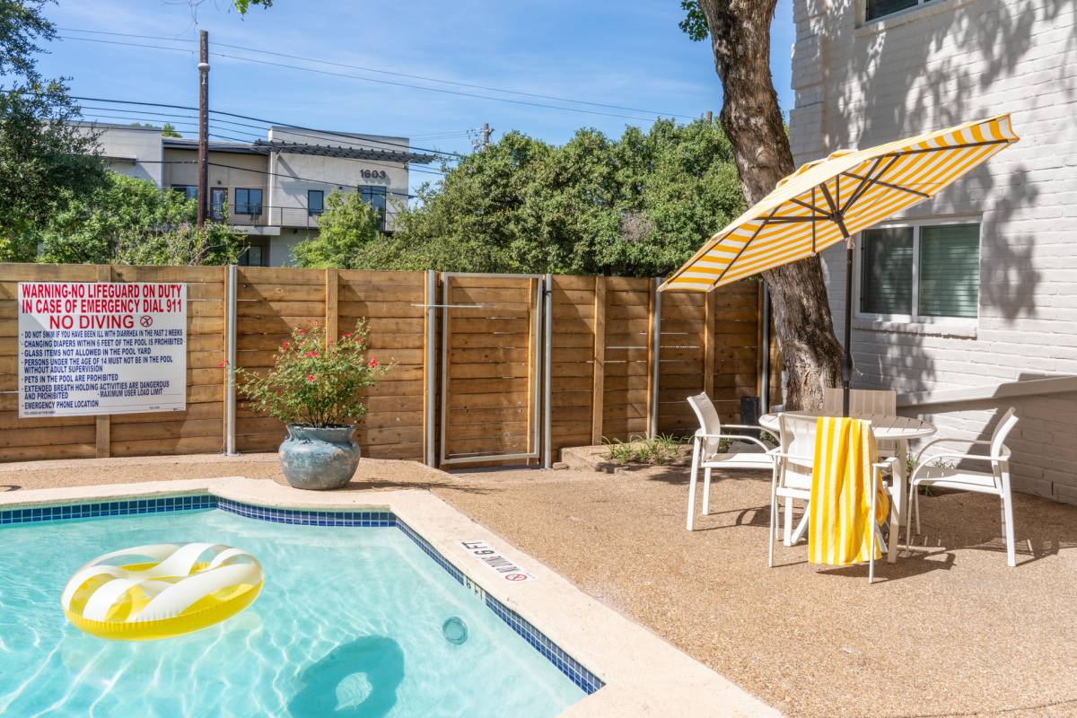 Apartment for rent at 1610 Enfield Rd, Austin, TX 78703