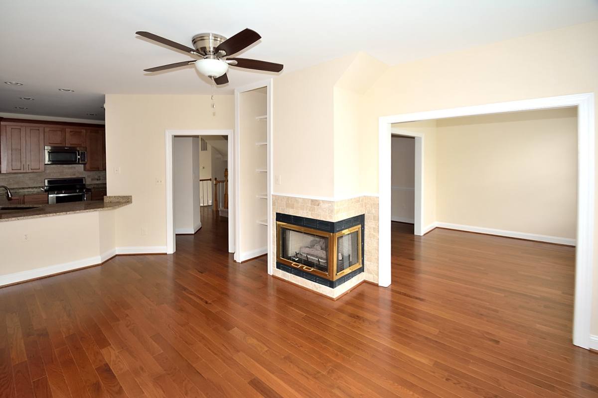 Townhouse for rent at 9425 Van Arsdale Dr, Vienna, VA 22181