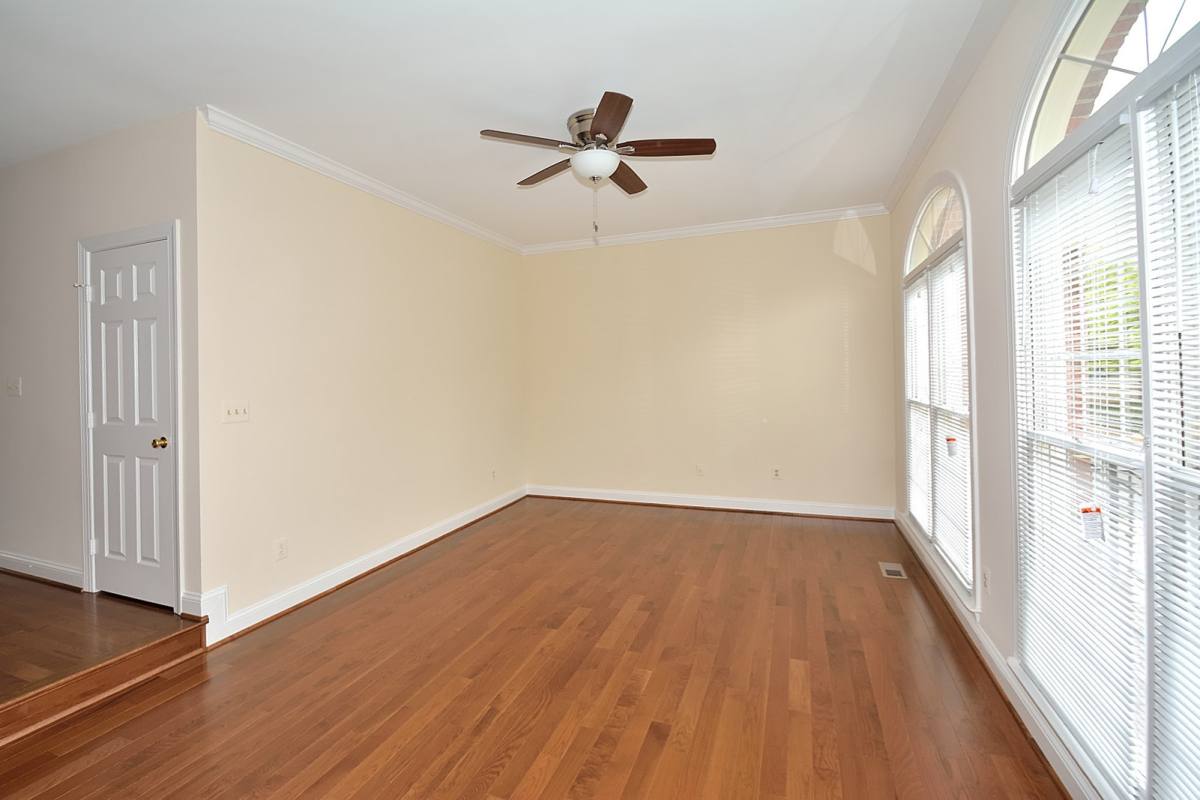 Townhouse for rent at 9425 Van Arsdale Dr, Vienna, VA 22181