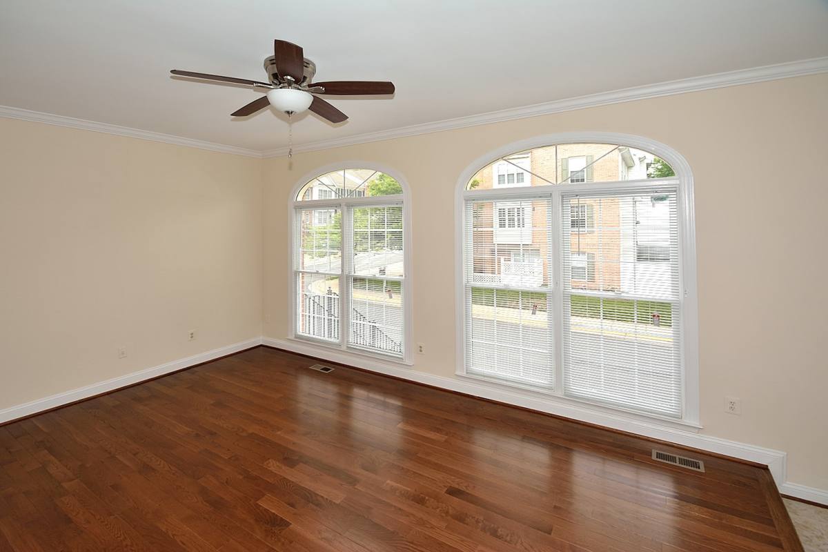 Townhouse for rent at 9425 Van Arsdale Dr, Vienna, VA 22181