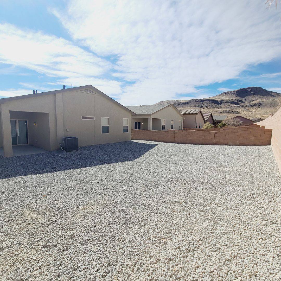 House for rent at 3380 Prairie Sage Ave SW, Los Lunas, NM 87031