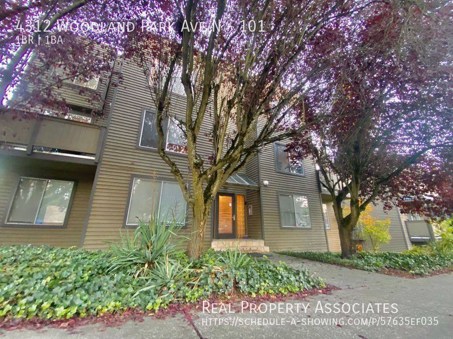 Apartment for rent at 4312 Woodland Park Ave N #101, Seattle, WA 98103