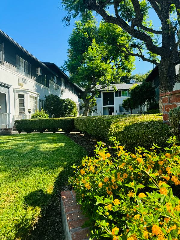 Apartment for rent at 1792 Grevelia St, South Pasadena, CA 91030