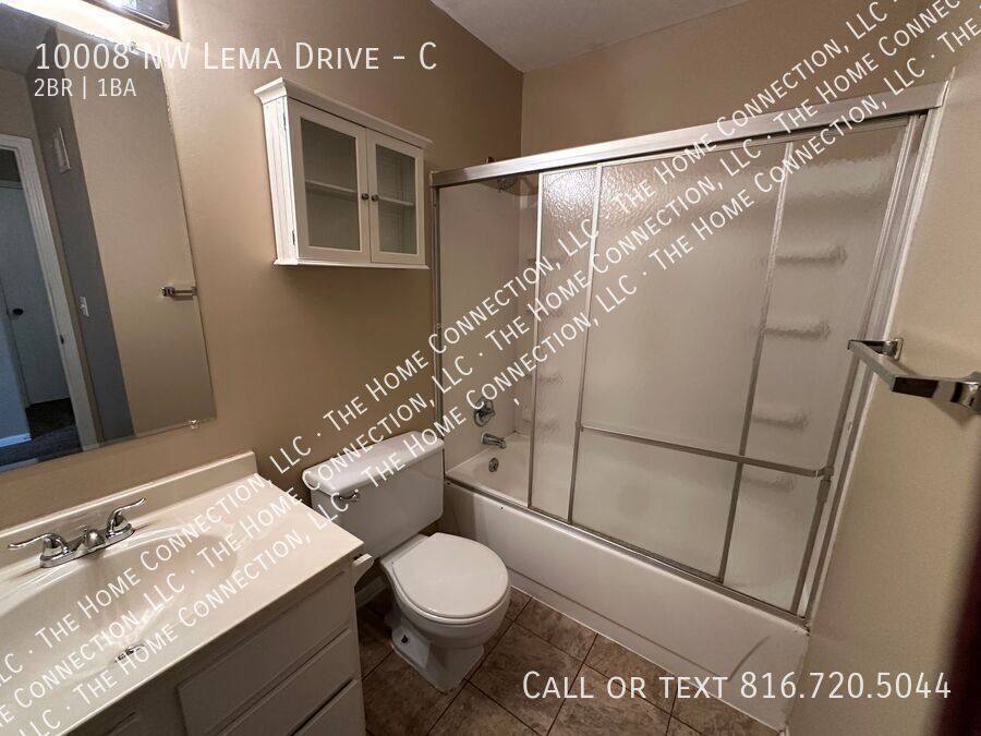 Townhouse for rent at 10008 NW Lema Dr #C, Kansas City, MO 64152