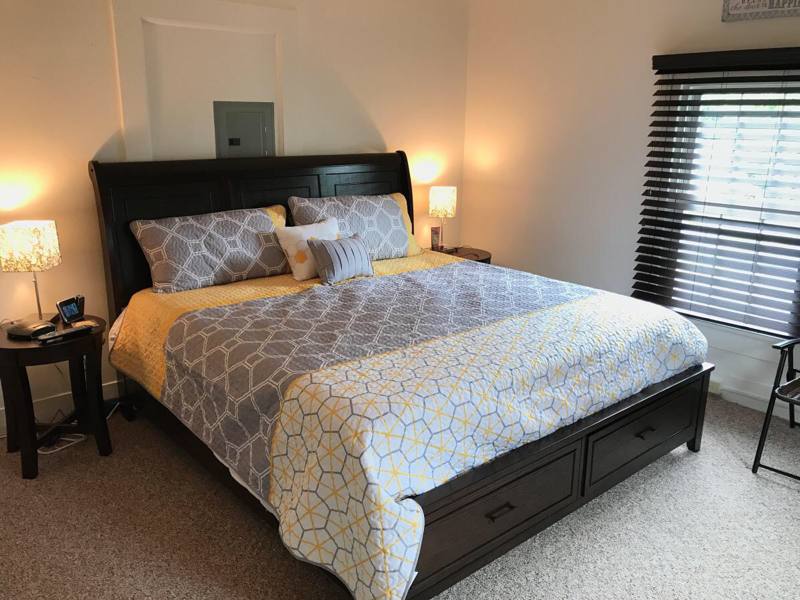 Apartment for rent at 1051 Elk St, Franklin, PA 16323