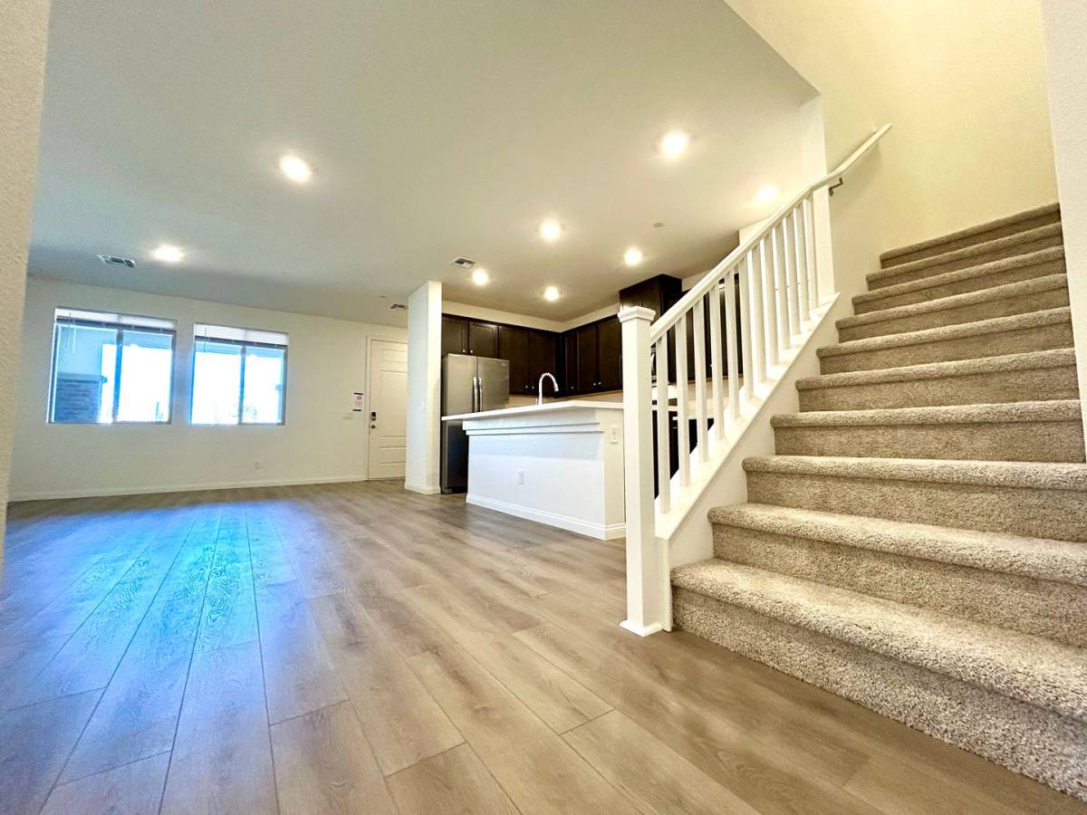 Townhouse for rent at 12476 Kings Creek Place, Las Vegas, NV 89138