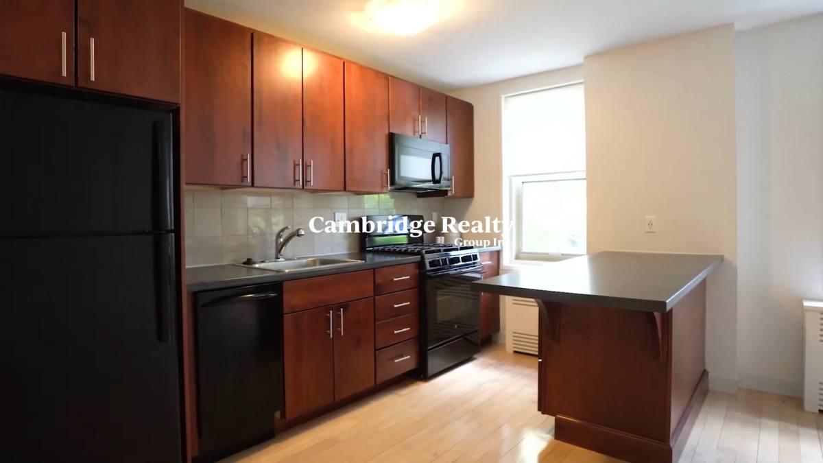 Apartment for rent at 11 Camelot Court #11-3T, Brighton, MA 02135