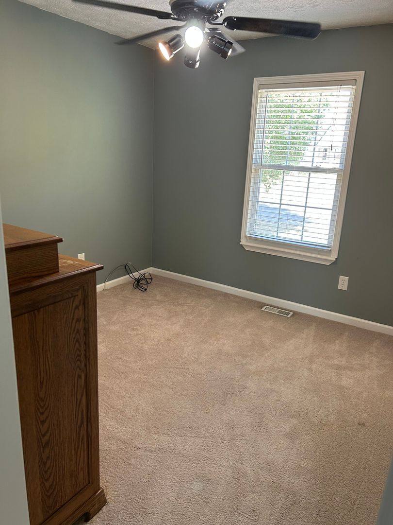 House for rent at 5180 Sugar Crest Dr, Buford, GA 30518