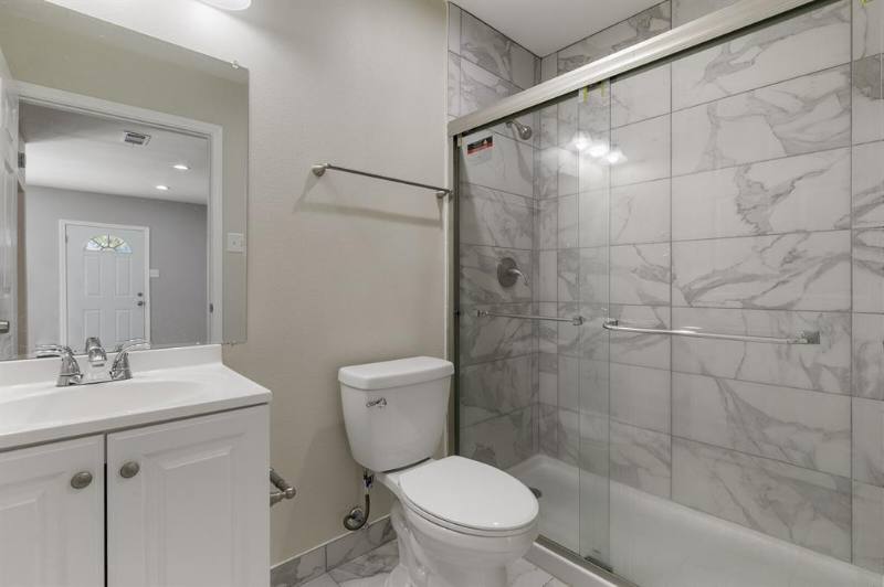 Apartment for rent at 8814 Pine Forest Dr, Rowlett, TX 75088
