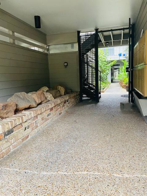Apartment for rent at 1414 Castle Court, Houston, TX 77006