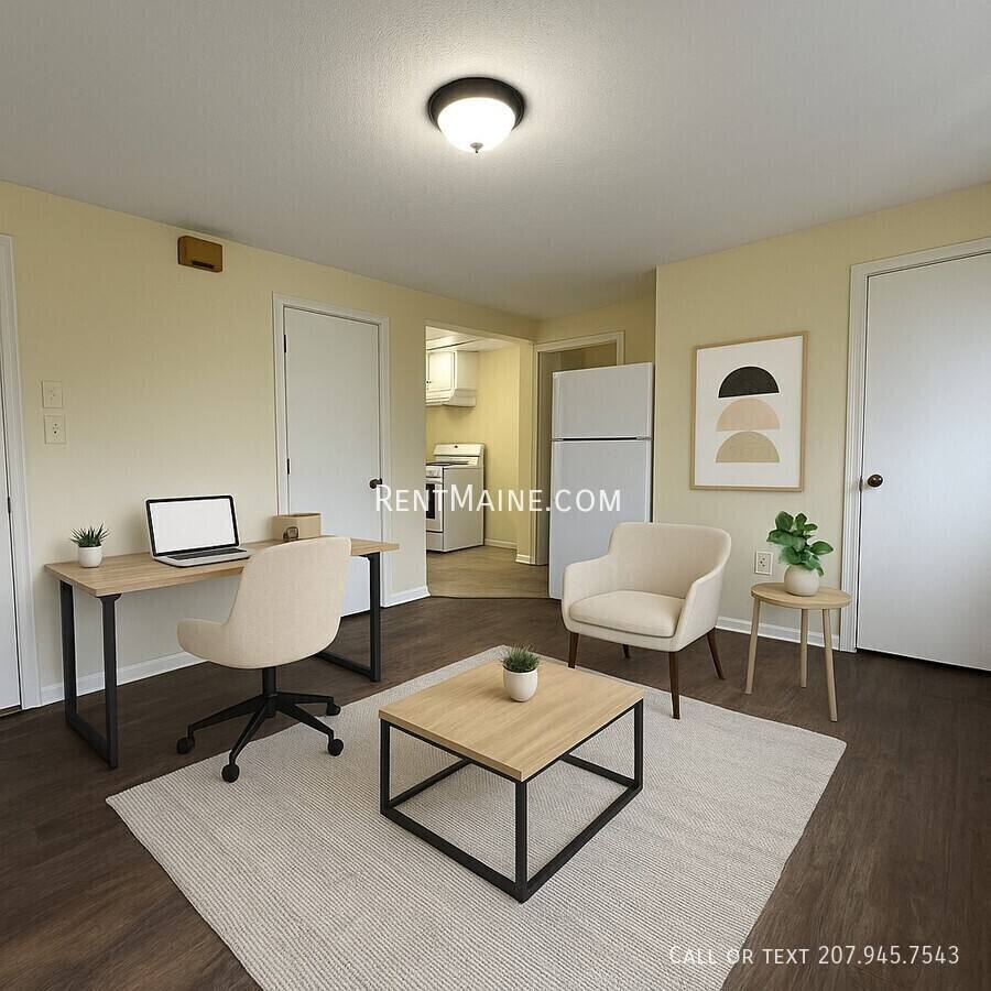 Apartment for rent at 7 Gilchrest St Place #2, Thomaston, ME 04861