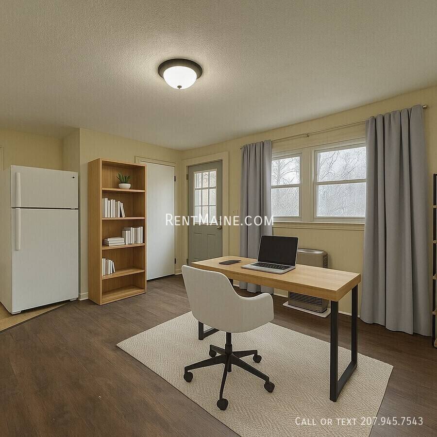Apartment for rent at 7 Gilchrest St Place #2, Thomaston, ME 04861