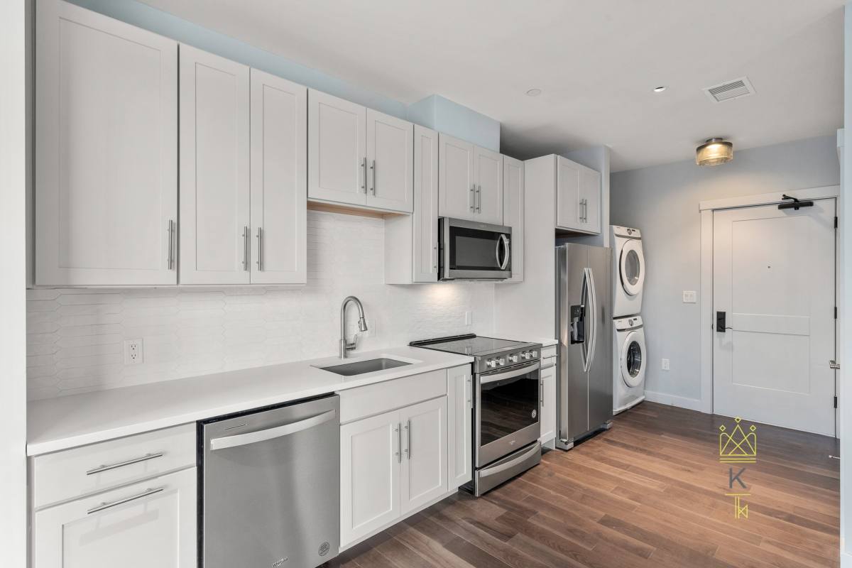Apartment for rent at 136 Babcock St #404, Brookline, MA 02446
