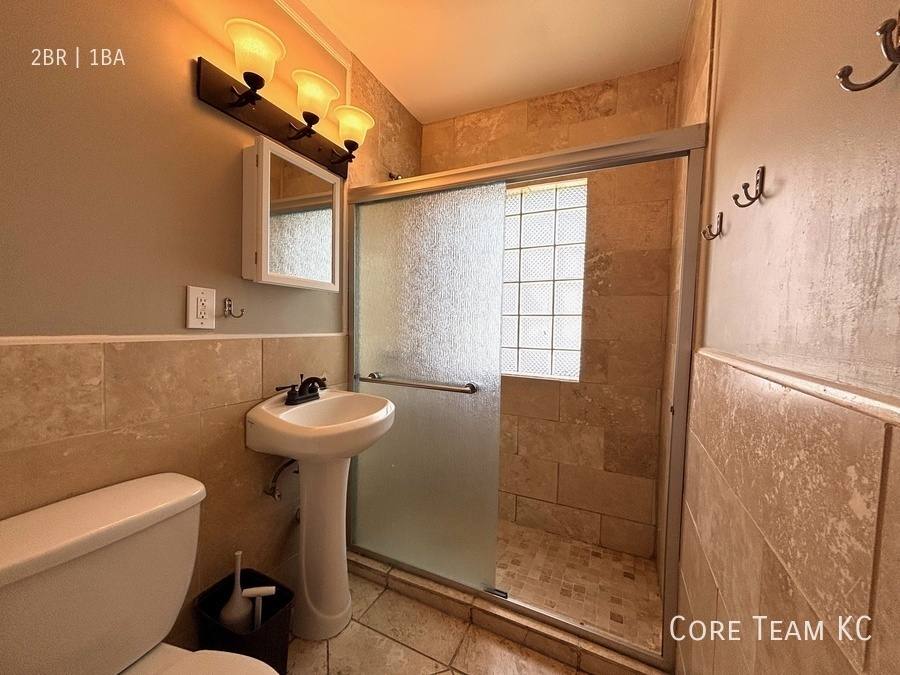 Apartment for rent at 1107 W 45th St #3, Kansas City, MO 64111