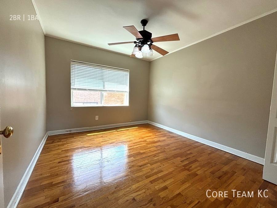 Apartment for rent at 1107 W 45th St #3, Kansas City, MO 64111