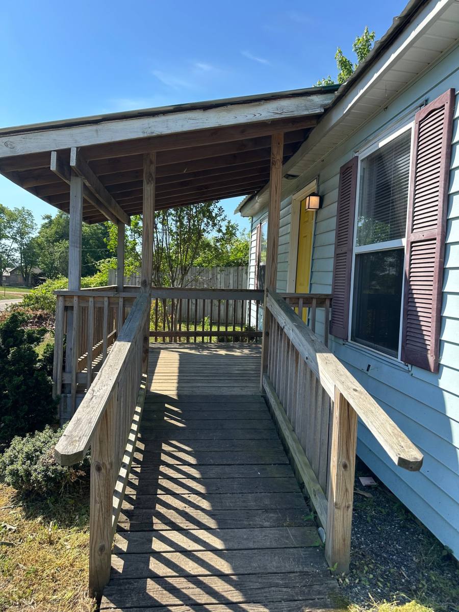 House for rent at 4499 Hickory Nut Ridge Rd, Hudson, NC 28638