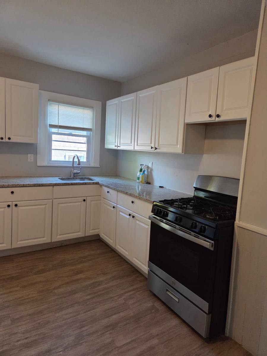 Apartment for rent at 145 Hawkins St #2, Derby, CT 06418