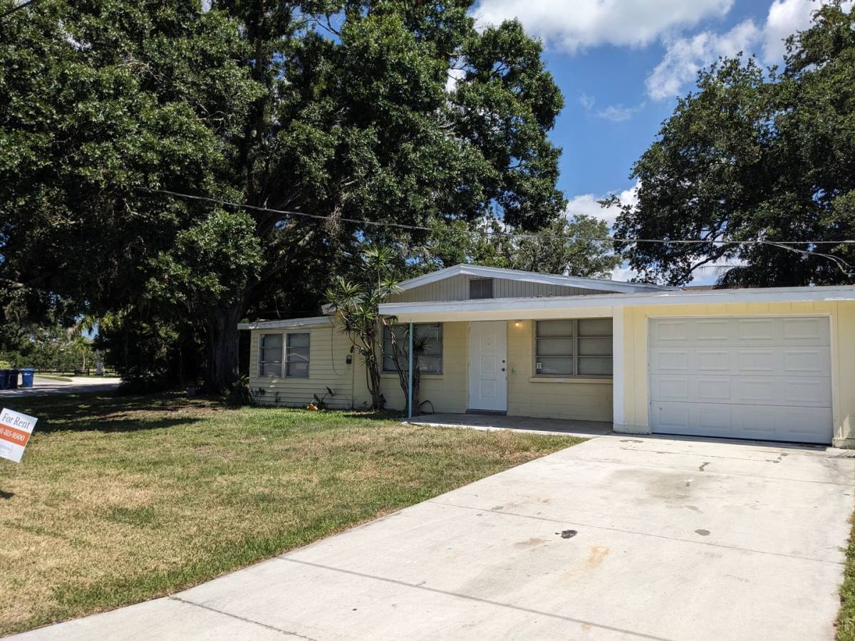 House for rent at 3701 Ferguson St, Sarasota, FL 34233