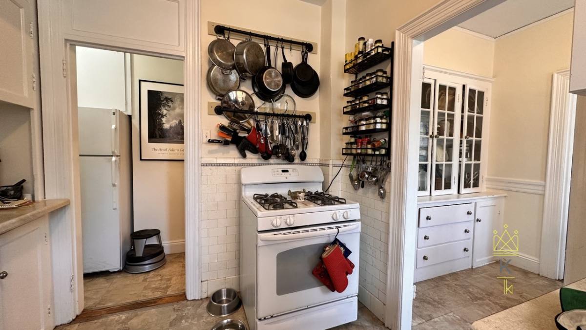 Apartment for rent at 38 Park St #1, Brookline, MA 02446