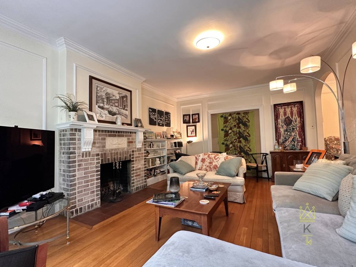 Apartment for rent at 38 Park St #1, Brookline, MA 02446