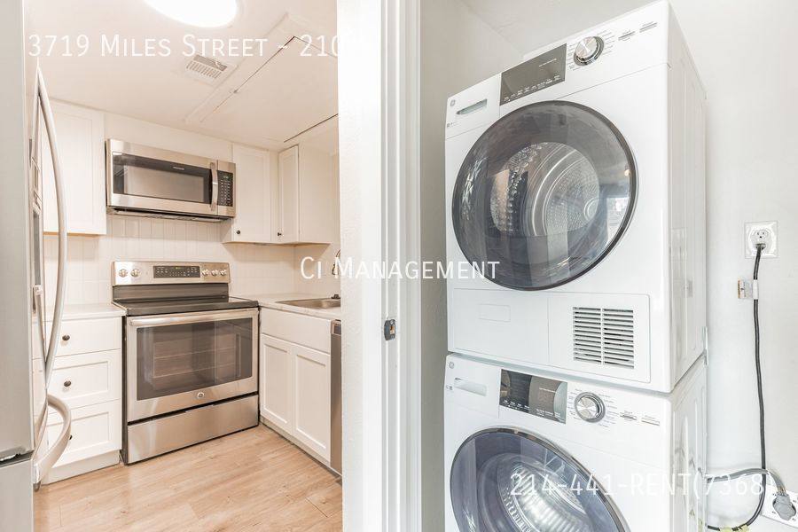 Apartment for rent at 3719 Miles St #210, Dallas, TX 75209
